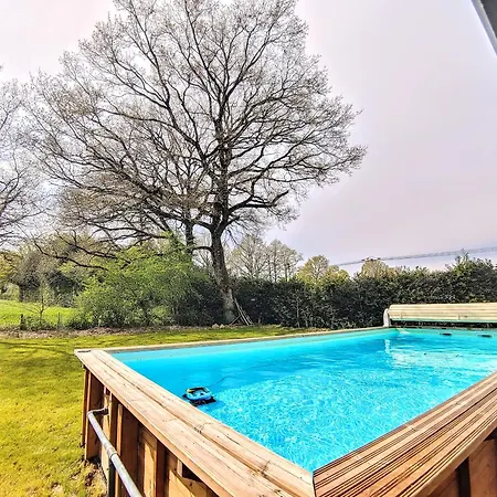 Privee, Piscine Chauffee, A 2km Du Holiday home Canet-de-Salars