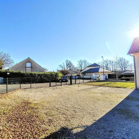 Privee, Piscine Chauffee, A 2km Du Holiday home *