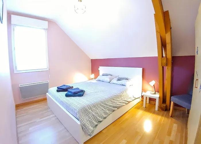 Privee, Piscine Chauffee, A 2km Du