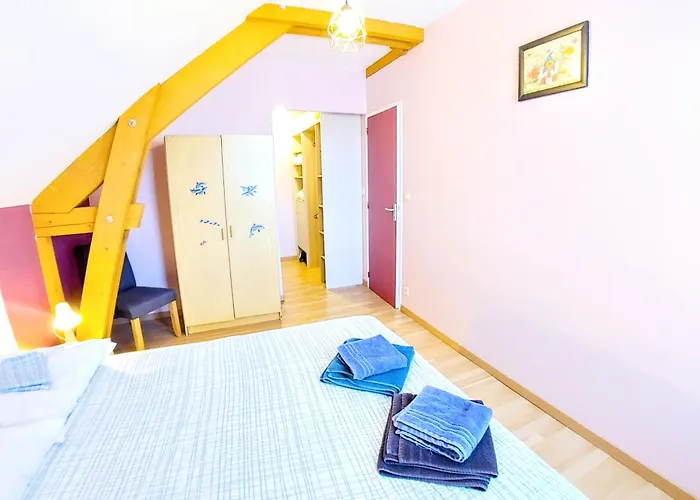 Privee, Piscine Chauffee, A 2km Du *