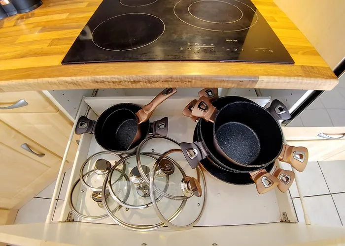 Vakantiehuis Privee, Piscine Chauffee, A 2km Du