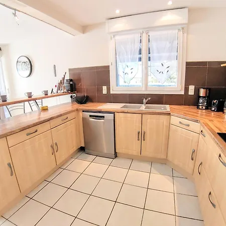 Nyaraló Privee, Piscine Chauffee, A 2km Du *