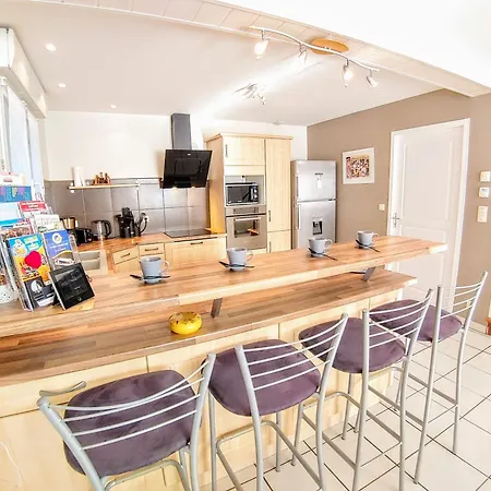 Nyaraló Privee, Piscine Chauffee, A 2km Du Canet-de-Salars