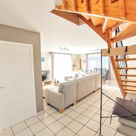 Privee, Piscine Chauffee, A 2km Du *