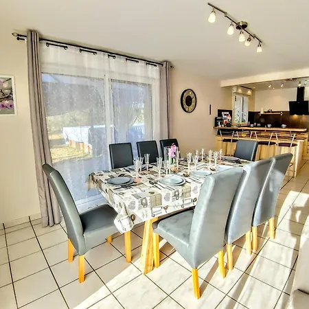 Nyaraló Privee, Piscine Chauffee, A 2km Du *